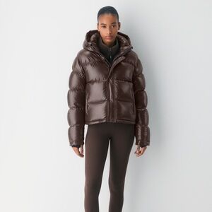 Aritzia The Super Puff™ Shorty - Hi-Gloss in Rich Mocha Brown XXS